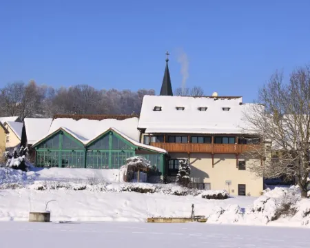 Gasthof - Pension Krämerhof Hotels in Thanstein