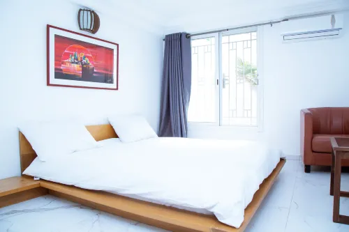 Villa Somone Pied Dans l'Eau Hotels in Somone