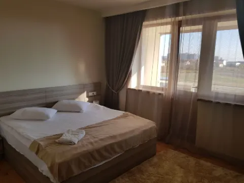 Cross Apartments and Tours Отели рядом с достопримечательностью «Кавказские горы»