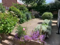 Entire Seaside Home, Sleeps 8, All en-Suite Rooms