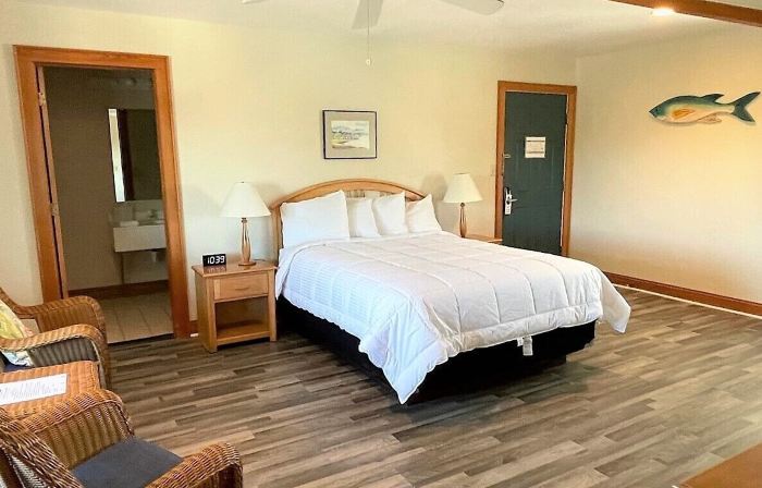 Pony Island Inn