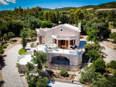 DN Beach Coast Villa by "elite"
