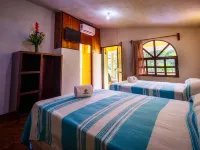 Hotel y Bungalows Acuario Hotels in Santa Maria Colotepec