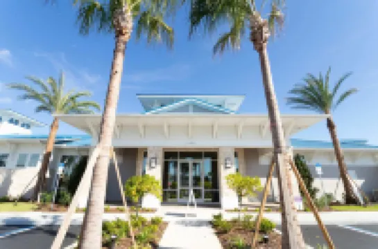 Gorgeous 6Bd w Pool Game Room at Windsor Island 4450