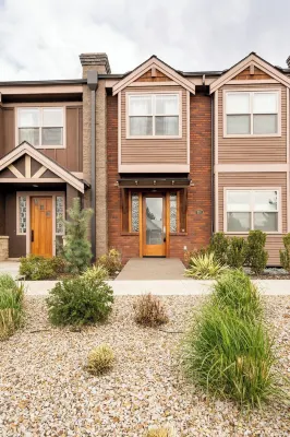 Rooftop Deck Walk to River Downtown Fire Pit