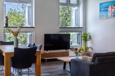 Other ??Sunshine?? Magnificently Bright 2BR Top City Centre Townhouse Photo