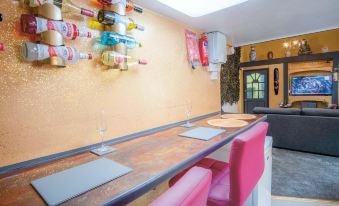 Clouds - 1 Bedroom Holiday Home - Milford Haven