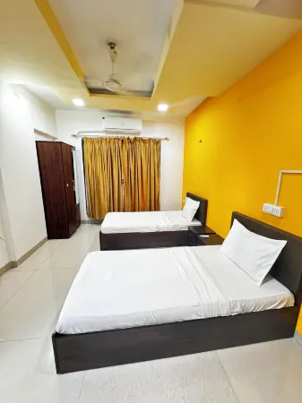 Hsquare Service Apartment Malad Отели рядом с достопримечательностью «Горай Бич»