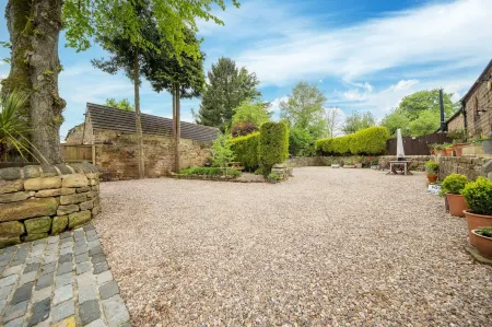 Host Stay Well Farm Cottage