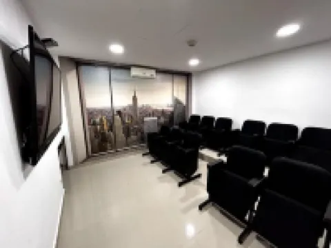 勒拉斯卡萊8號旅館