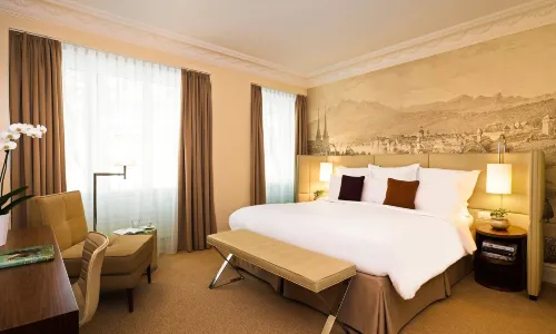 Renaissance Lucerne Hotel