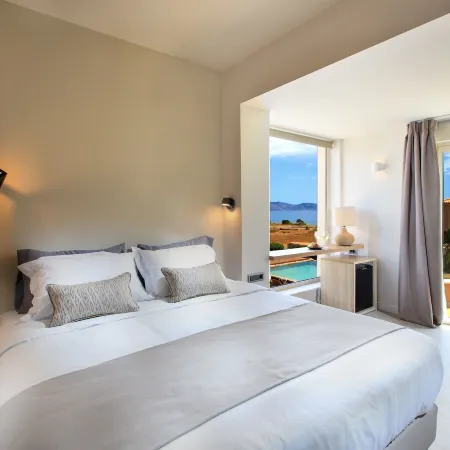 180 South Seaside Hotel