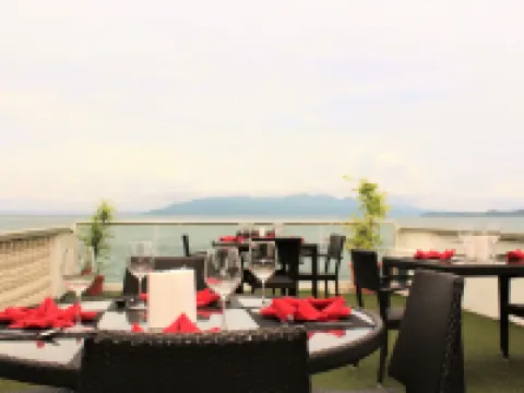 ลาลากูนา วิลล่าส์ โรงแรมในเปอร์โตกาเลรา