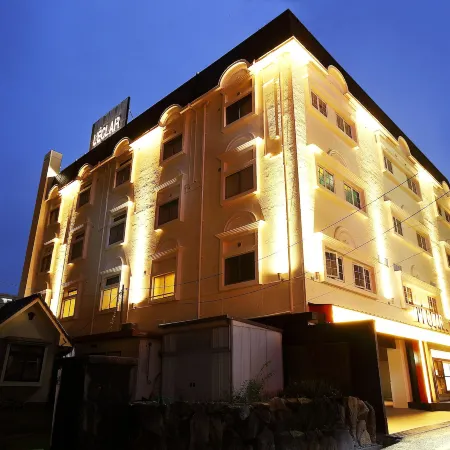 Hotel l'Eclair (Adult Only)