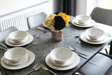 Skyvillion Vineyard Court, Enfield, 2 Bed, with Garden