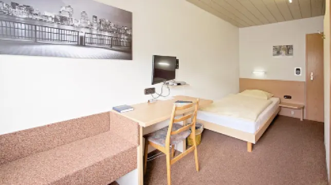 Hotel Victoria Các khách sạn gần Ga tàu Badischer Bahnhof