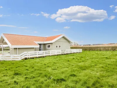 9 Person Holiday Home in Borkop-by Traum Hotels in der Nähe von Ene Øjesten af Thomas Dambo - trold nr. 81.