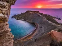 Sunrise Apt Near Beach Smarttv & Netflix Ξενοδοχεία στην πόλη Birzebbuga
