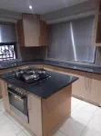 Corlett 330 Отели в г. Кью