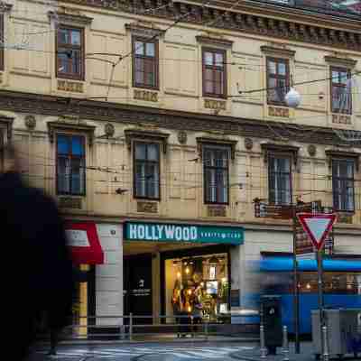 迪茲曼華麗中央飯店 Hotel Exterior