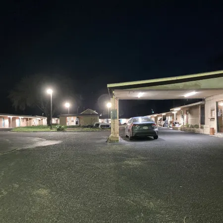 Capri Motel