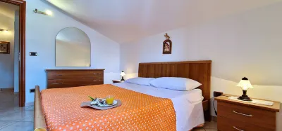 Al049 Villa Paradiso 12 Posti Con Piscina Privata Hôtels à proximité de : Chiesa di Sant'Oliva