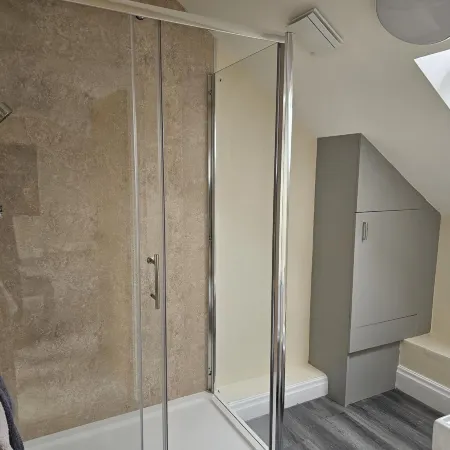 1 Bed Loft - Sleeps 2 - Parking - Wifi
