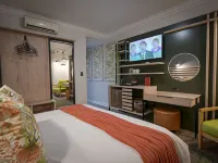 Villa Bali Luxury Guesthouse Hotels in Bloemfontein