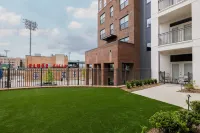 Mint House Greenville - West End Hotels in Грінвілл
