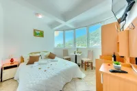 Hotel Dana - 3-Star