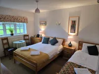 Wayside B&B Hotels in Neatishead