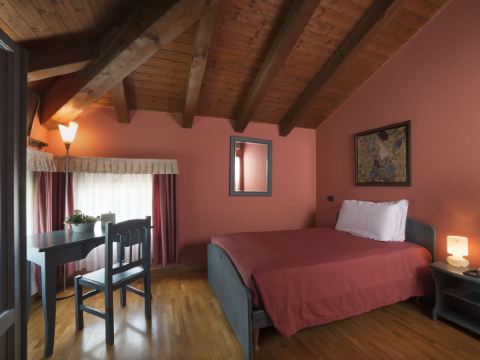 컨트리 호텔 앨 갤로