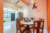 Conceptual Homestay 3Br 9Pax