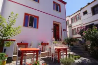 Alaybey Ada Evi