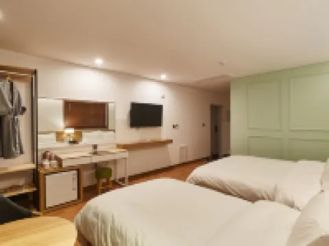 โรงแรมพยองชาง เดอะมารุ โรงแรมในพย็องชัง