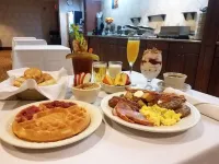 Rock Island Inn & Suites Marshalltown Hotels in Timber Creek