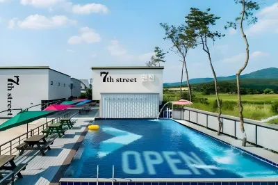Gyeongju 7th Street Pool Villa