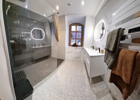 Appartement avec terrasse & parking Sarlat Centre