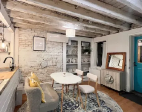 Historic house overlooking Rondout Creek