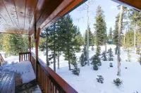 Spacious Decks and Cozy Fireplace - Inviting Mountain Retreat