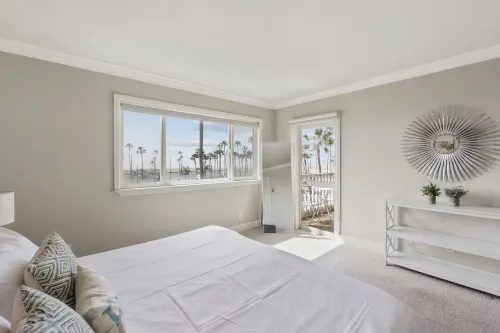 Breathtaking Ocean and Catalina Views - Stylish Coastal Sanctuary