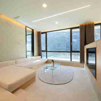 Hongcheon Sandaon Pool Villa Rooms