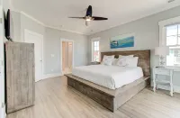 Large Private Pool and Ocean View Deck - Stunning Coastal Haven