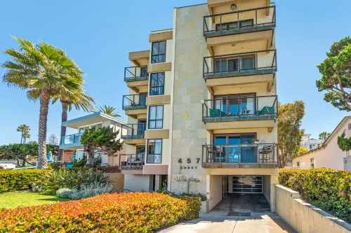 Oceanfront La Jolla Cove Condo