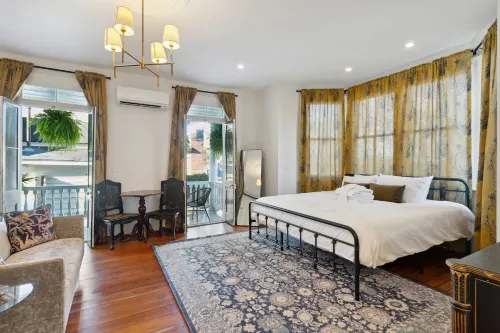 Perfect Location - Downtown Charleston - 1BR/1BA