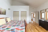 Expansive Valley Views and Cozy Comfort - Stunning Serene Retreat