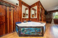 Breathtaking River Views and Cozy Fire Pit - Charming Retreat Hotels in Pike County