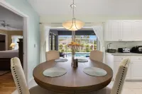 Private Heated Pool and Spacious Outdoor Relaxation - Stunning Oasis Hotels in North Port