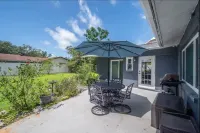 Fenced Yard and Trail Access - Charming Coastal Retreat Hotels in Seminole