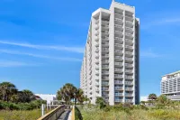 Ocean View and Pool Access - Inviting Coastal Escape